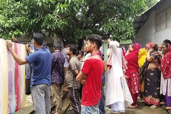 ক্রাইম; দর্পন; ক্রাইম দর্পন; crime; crimedorpon; crimedarpan; dorpon; darpan; The Weekly Crime Dorpon; the weekly crime darpan; crimedorpon.com;